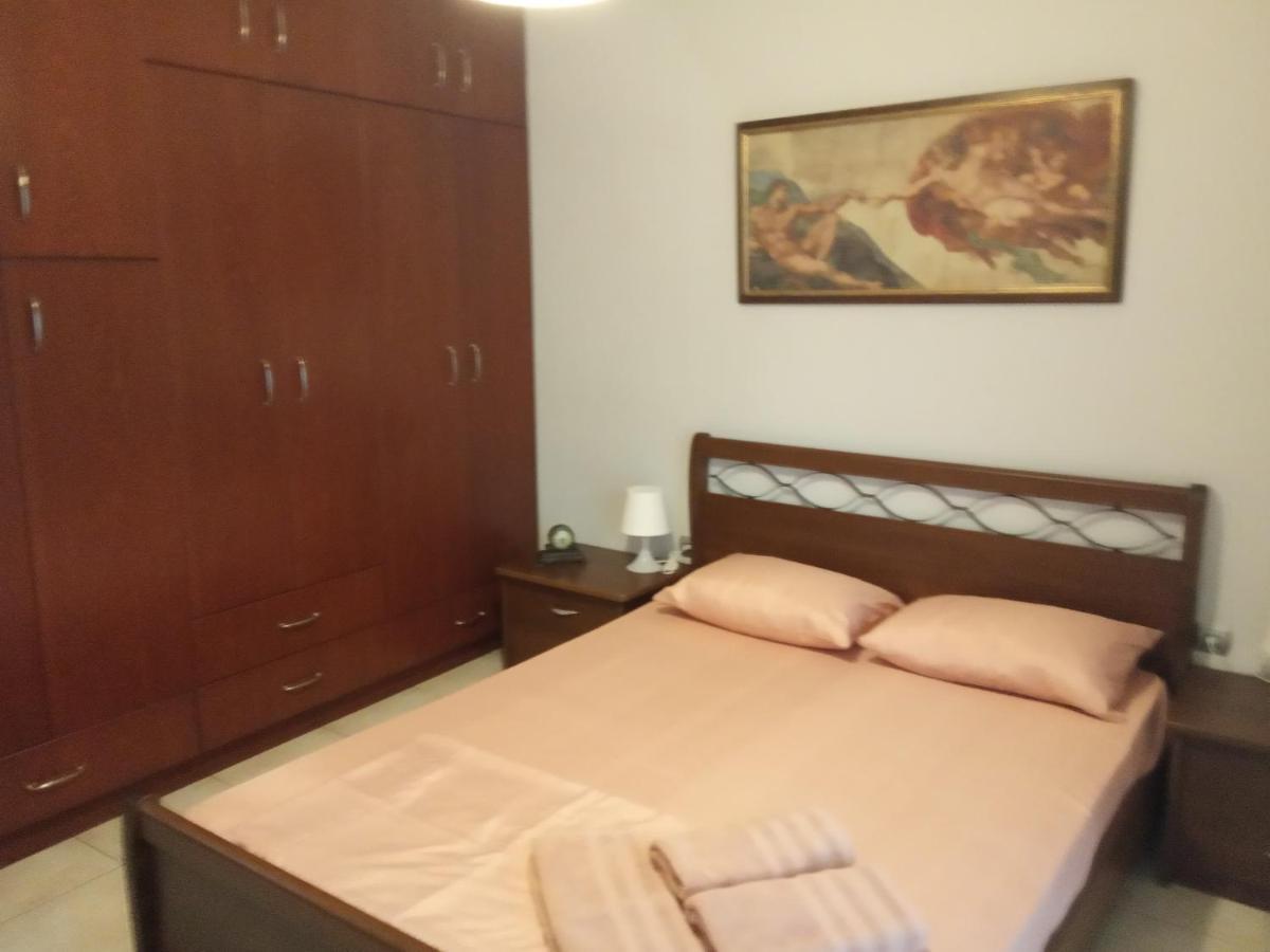 Isavrou Apartment Komotini Exterior photo
